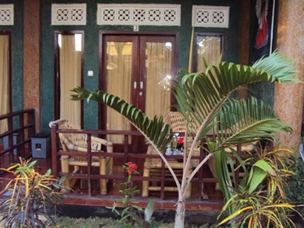 Banana Leaf Bungalow Hotel Gili Trawangan Buitenkant foto